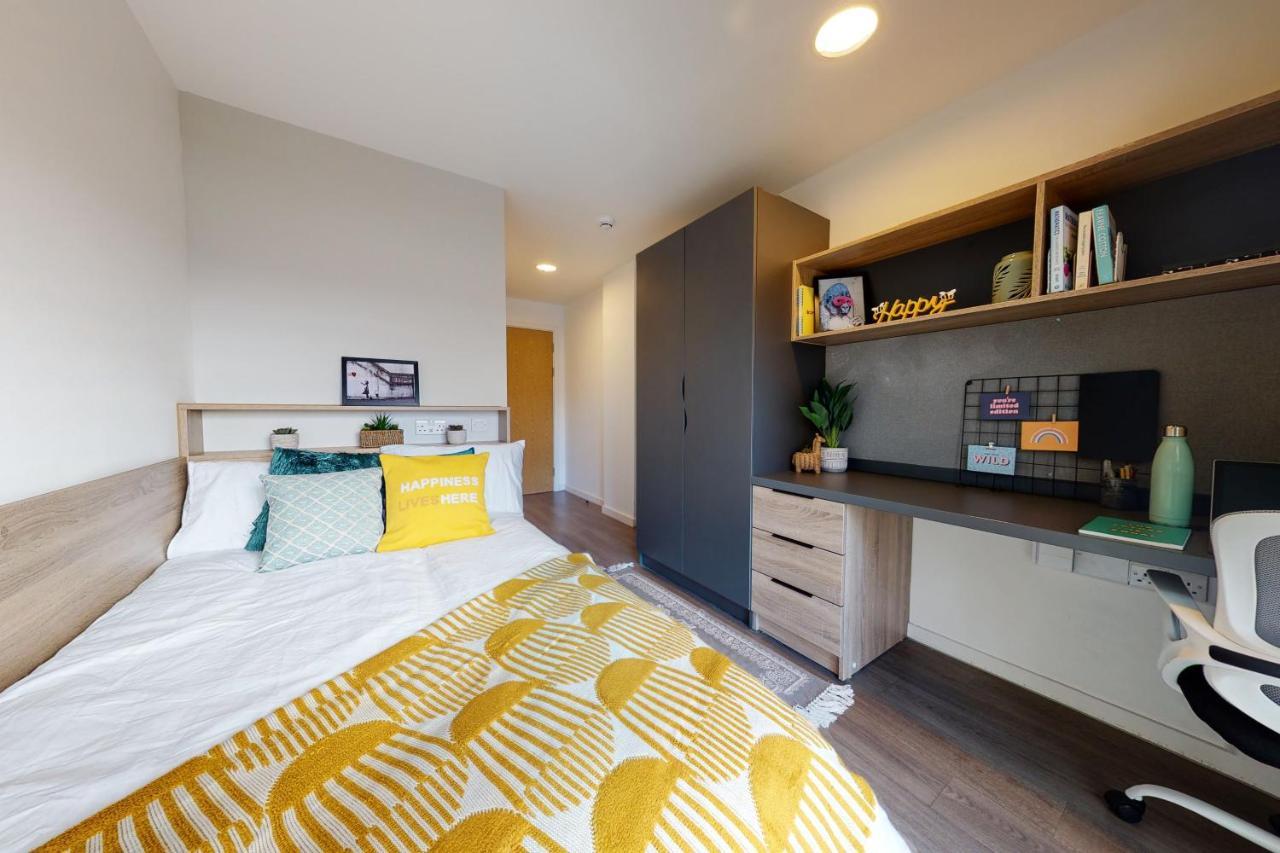 Private Bedrooms With Shared Kitchen, Studios And Apartments At Canvas Glasgow Near The City Centre For Students Only Εξωτερικό φωτογραφία